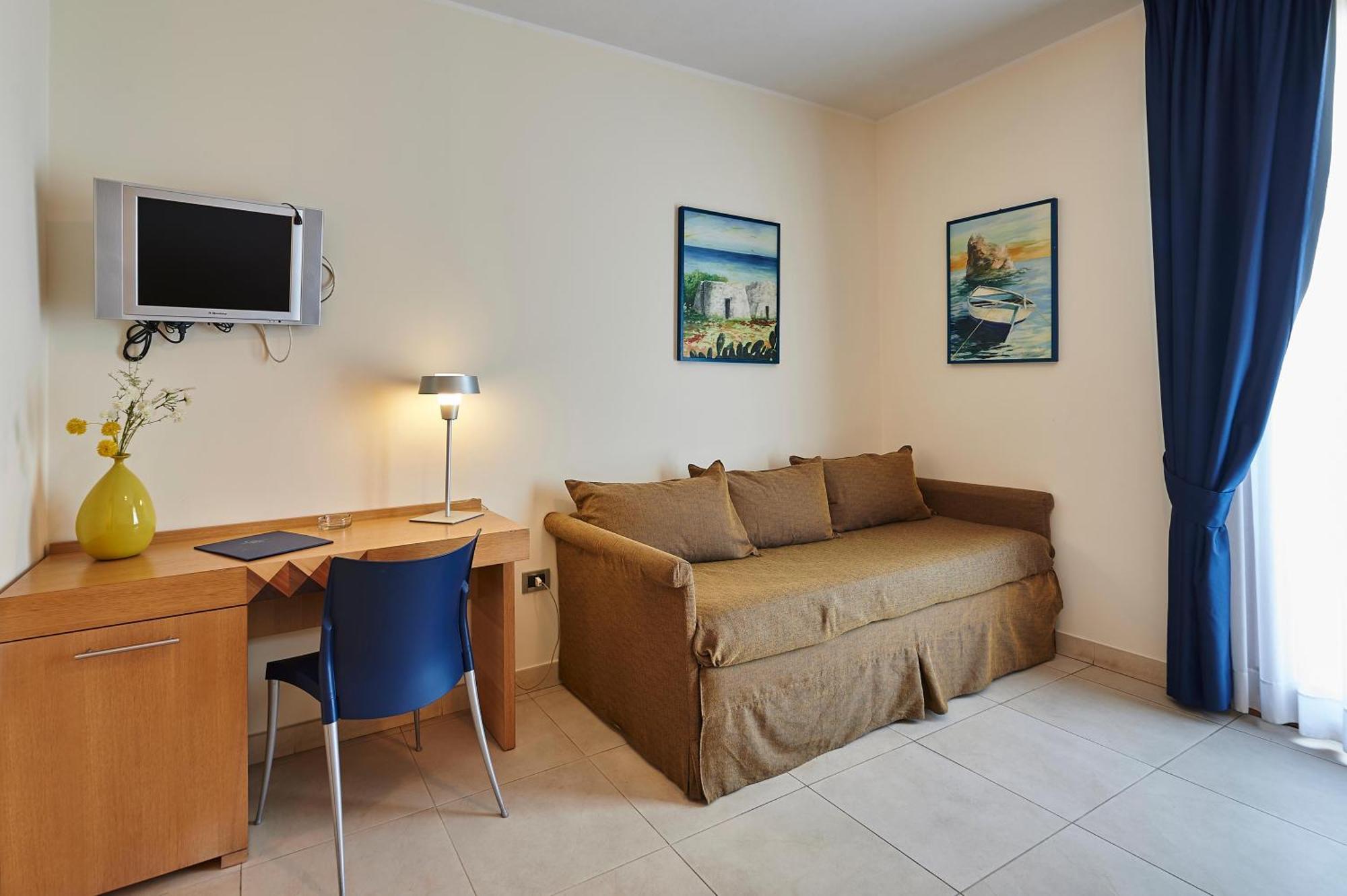 Costa Del Salento - Cdshotels Lido Marini Exterior photo