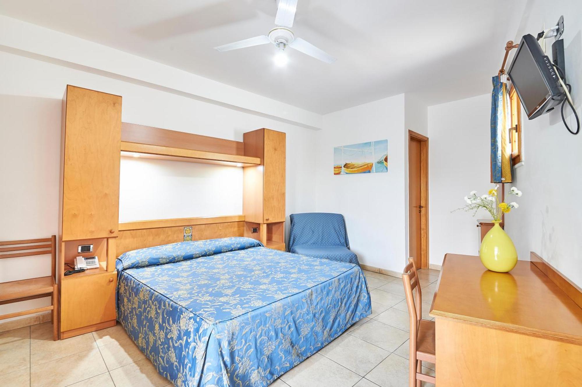 Costa Del Salento - Cdshotels Lido Marini Exterior photo